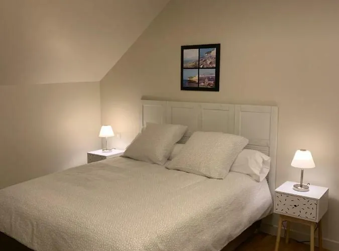 De 70 M2 Bien Situe A Sur *