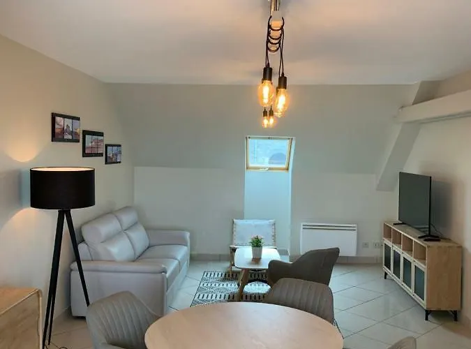 Apartment De 70 M2 Bien Situe A Sur